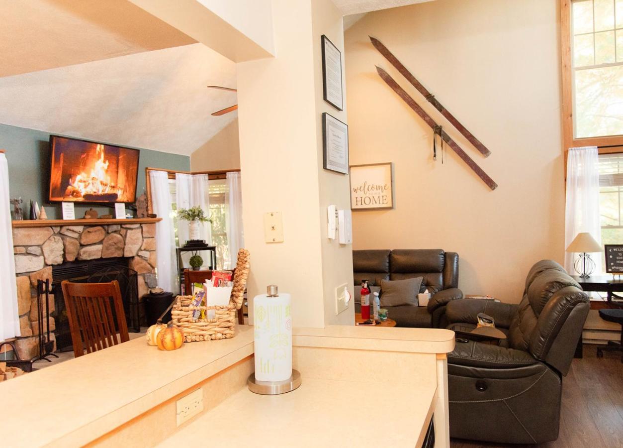 Camelback Private Home Located Behind Waterpark & Ski Lift Tannersville Exteriör bild